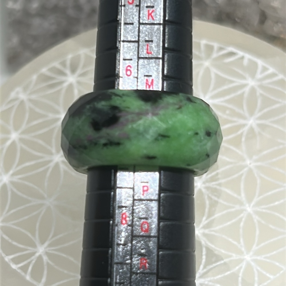 Faceted Ruby Zoisite Green Gemstone Ring - image 4